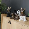 Statuette chat allongé en céramique Zoya (Noir et or)