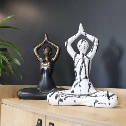 Statuette yoga en céramique Zoya