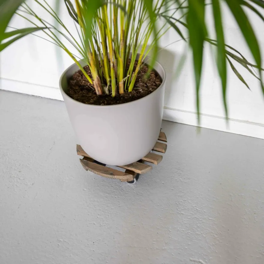 Support à roulettes en bois pour plantes d'intérieur (Rond - Teinté marron)