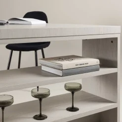 Table de repas 230 x 110 cm avec étagères Mika